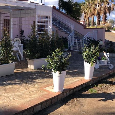 Milicia Apartment Mandra Capreria Dış mekan fotoğraf