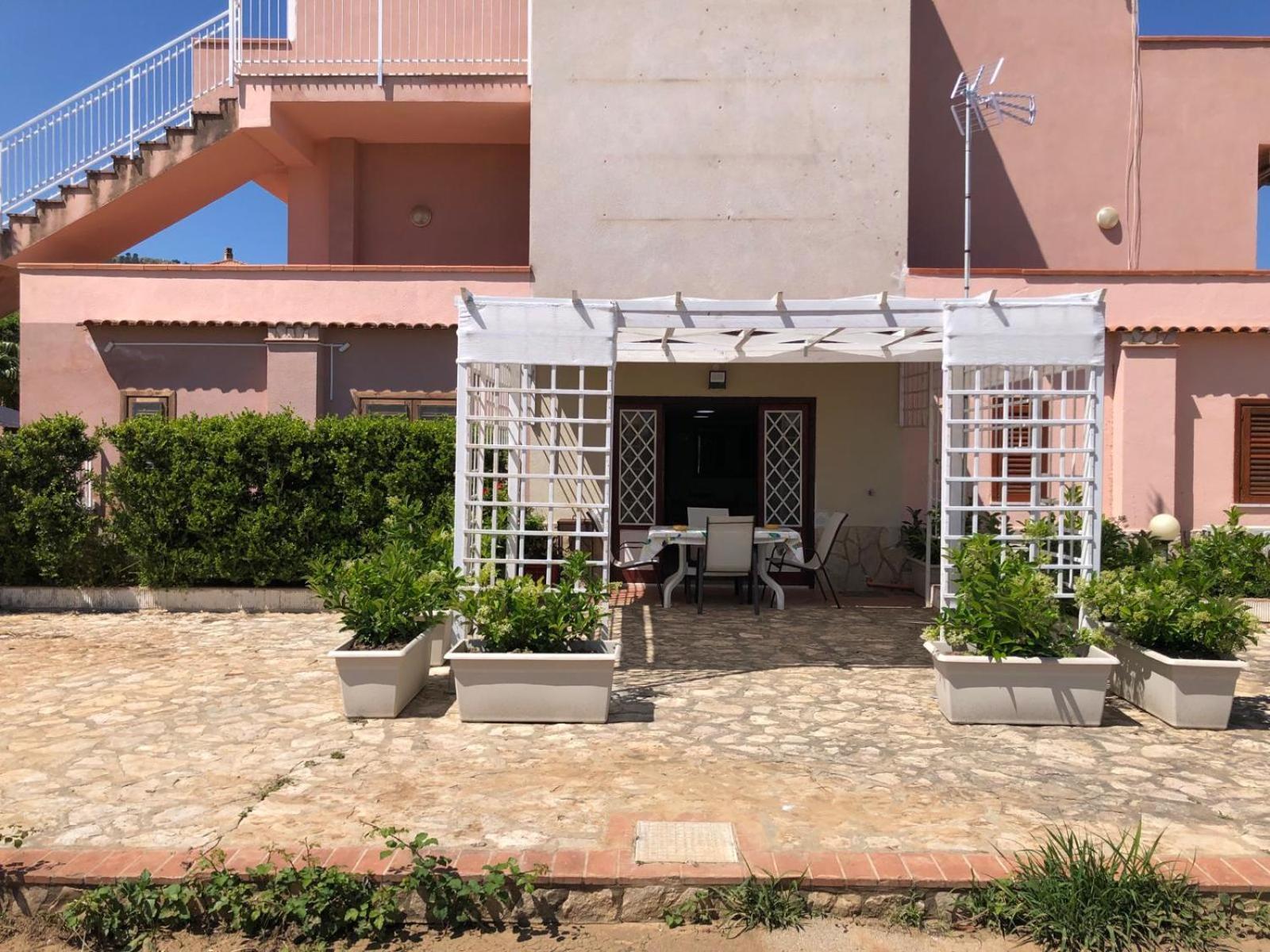Milicia Apartment Mandra Capreria Dış mekan fotoğraf